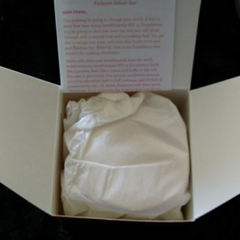 Makeup, bareMinerals - Picture 2 of 4